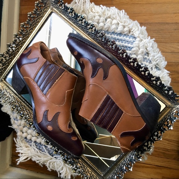 twiggy LONDON Shoes - NWOT Twiggy London Leather Western Ankle Booties